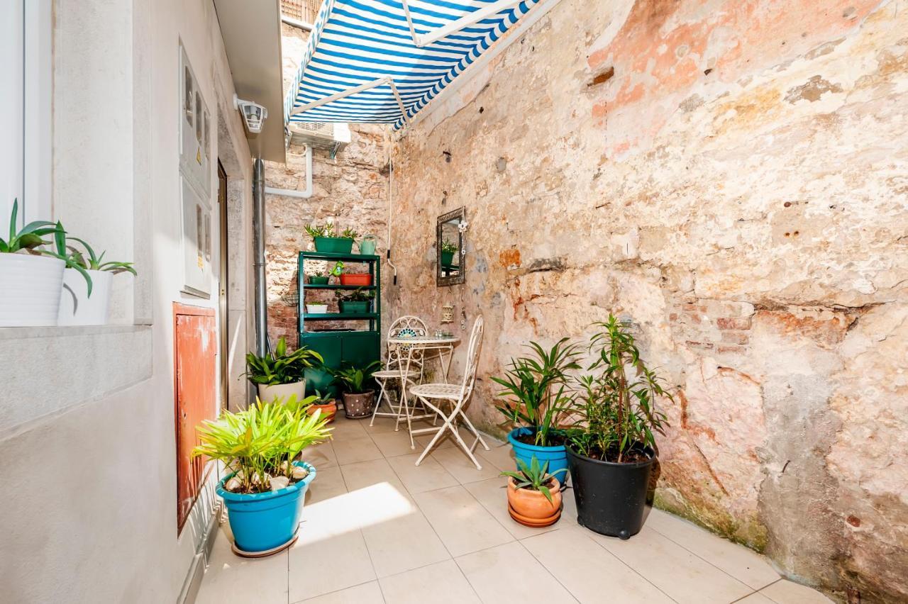 Apartment Amici With Terrace In Center Of Rovinj Exteriör bild